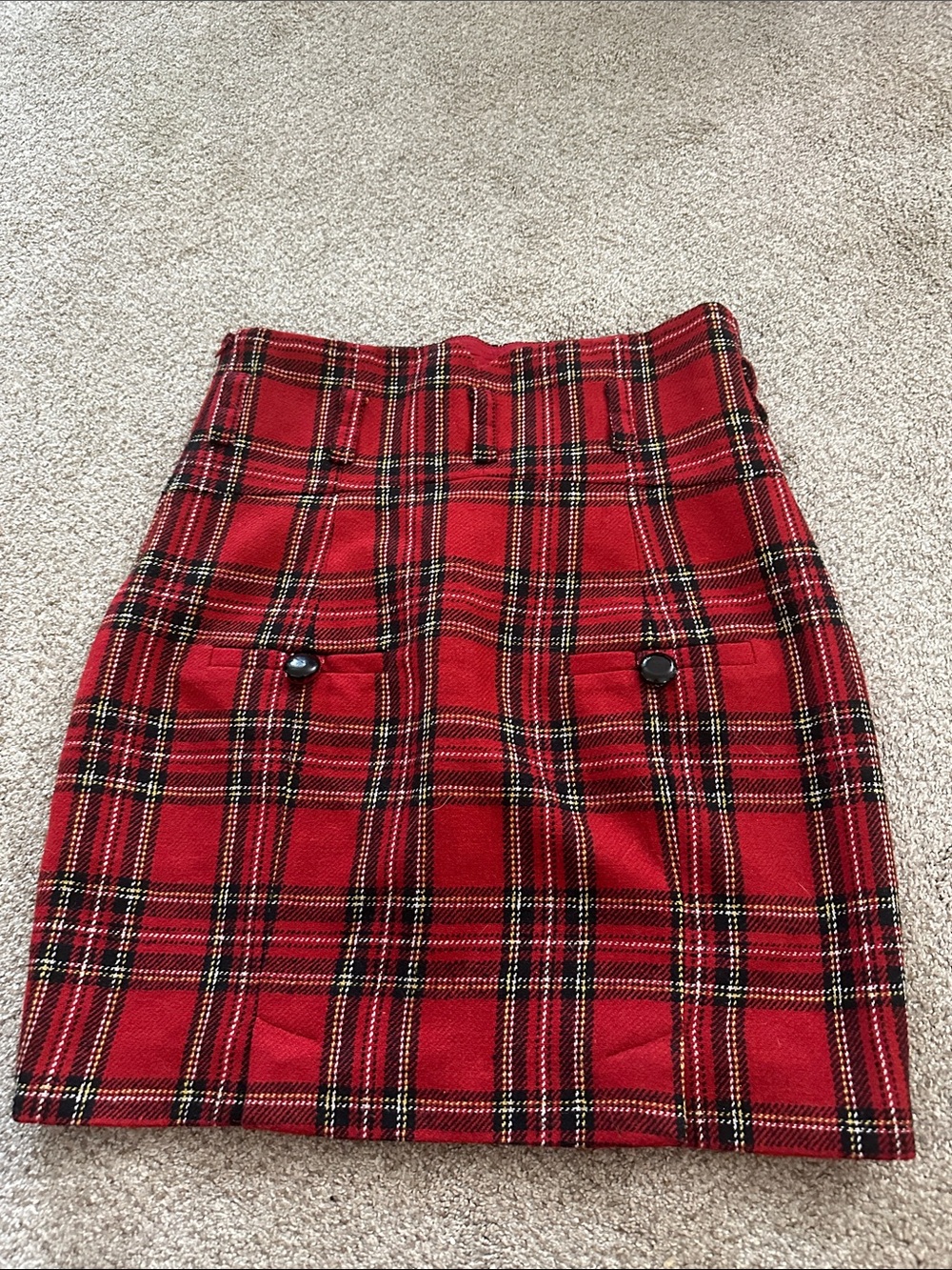Betsey Johnson Red Plaid high waisted Mini Skirt with Button Pocket Detail sz 6